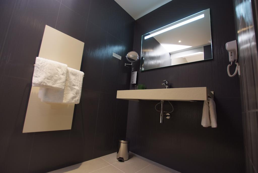 Le Privilege Châteaubourg Zimmer foto
